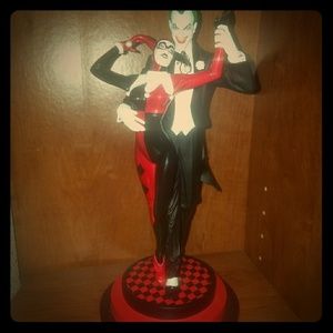 Sculpted by Tim Bruckner. Inspired from the iconic